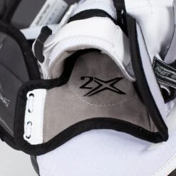 Bauer Vapor 2X Senior Goalie Catcher 27 Bauer Vapor 2X Senior Goalie Catcher -Outlet Hockey Store bauer catchers bauer vapor 2x senior goalie catcher 30351737061442
