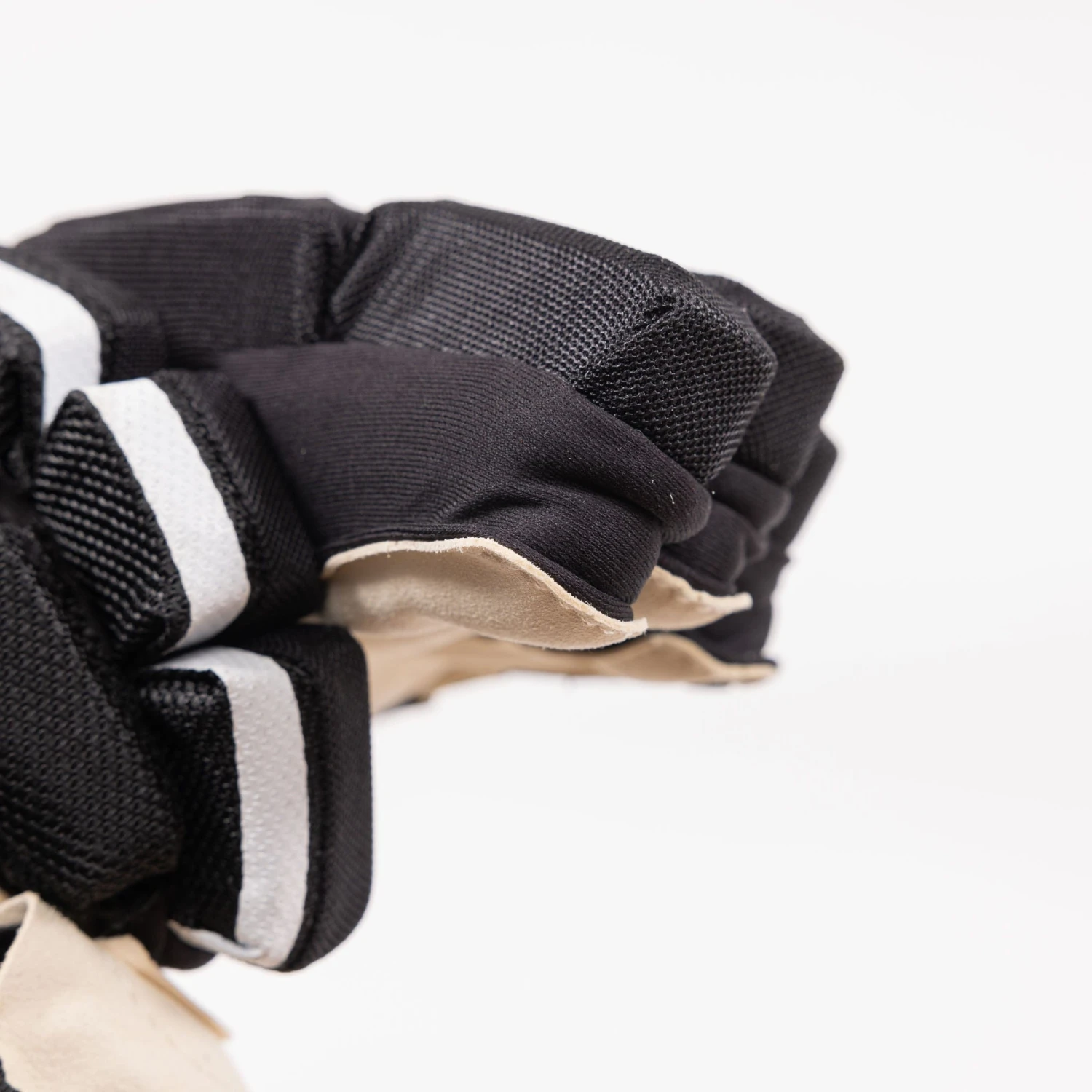 Bauer Vapor 3X Pro Intermediate Hockey Gloves 11 Bauer Vapor 3X Pro Intermediate Hockey Gloves - Image 9