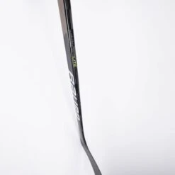 Bauer Vapor HyperLite Junior Hockey Stick - 50 Flex -Outlet Hockey Store bauer hockey sticks bauer vapor hyperlite junior hockey stick 50 flex 28796991340610