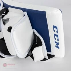 CCM Extreme Flex E5.5 Junior Goalie Blocker 22 CCM Extreme Flex E5.5 Junior Goalie Blocker -Outlet Hockey Store ccm blockers ccm extreme flex e5 5 junior goalie blocker 27988469186626