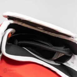 CCM Extreme Flex 5 Senior Goalie Catcher - 600 Break Angle -Outlet Hockey Store ccm catchers ccm extreme flex 5 senior goalie catcher 600 break angle 27972556226626