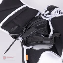 CCM Extreme Flex E5.9 Intermediate Goalie Catcher - Source Exclusive -Outlet Hockey Store ccm catchers ccm extreme flex e5 9 intermediate goalie catcher source exclusive 28235136172098