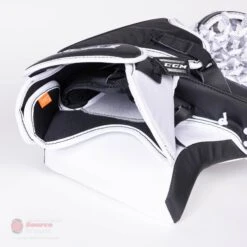 CCM Extreme Flex E5.9 Intermediate Goalie Catcher - Source Exclusive -Outlet Hockey Store ccm catchers ccm extreme flex e5 9 intermediate goalie catcher source exclusive 28235136598082