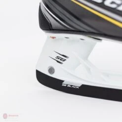 CCM Tacks Vector Pro Junior Skates (2018) -Outlet Hockey Store ccm hockey skates ccm tacks vector pro junior skates 2018 4566183215170