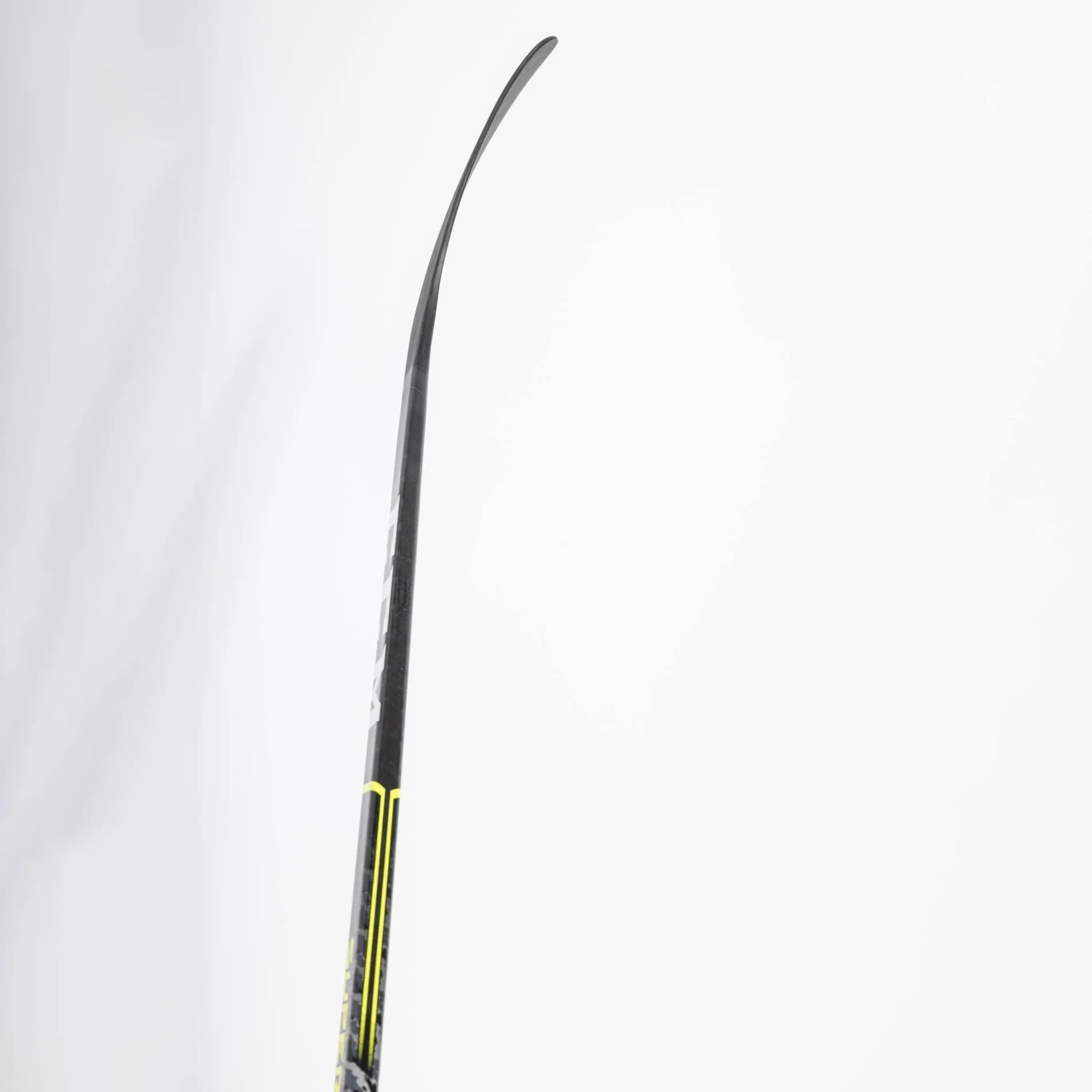 CCM Super Tacks Team Intermediate Hockey Stick (2020) 6 CCM Super Tacks Team Intermediate Hockey Stick (2020) - Image 4