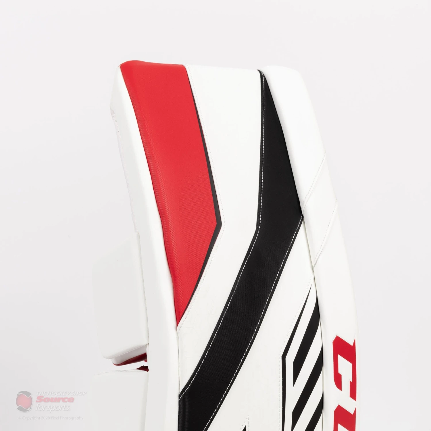 CCM Axis A1.9 Intermediate Goalie Leg Pads 6 CCM Axis A1.9 Intermediate Goalie Leg Pads - Image 4