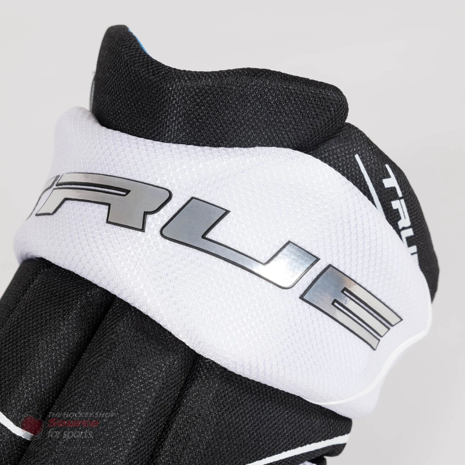TRUE Catalyst Pro Senior Hockey Gloves 15 TRUE Catalyst Pro Senior Hockey Gloves - Image 13