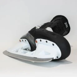 TRUE Player Senior Hockey Skates - Pro Stock - VH Holder - "28" - Size 11 -Outlet Hockey Store true hockey skates true player senior hockey skates pro stock vh holder 28 size 11 11 r standard 15187108429890