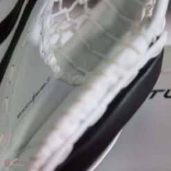 Vaughn Ventus SLR2 Pro Carbon Senior Goalie Catcher -Outlet Hockey Store vaughn catchers vaughn ventus slr2 pro carbon senior goalie catcher 28702202724418