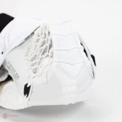 Vaughn Ventus SLR2-ST Pro Carbon Senior Goalie Catcher -Outlet Hockey Store vaughn catchers vaughn ventus slr2 st pro carbon senior goalie catcher 5670463373378