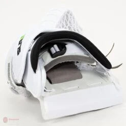 Vaughn Ventus SLR2-ST Pro Senior Goalie Catcher -Outlet Hockey Store vaughn catchers vaughn ventus slr2 st pro senior goalie catcher 5670465470530