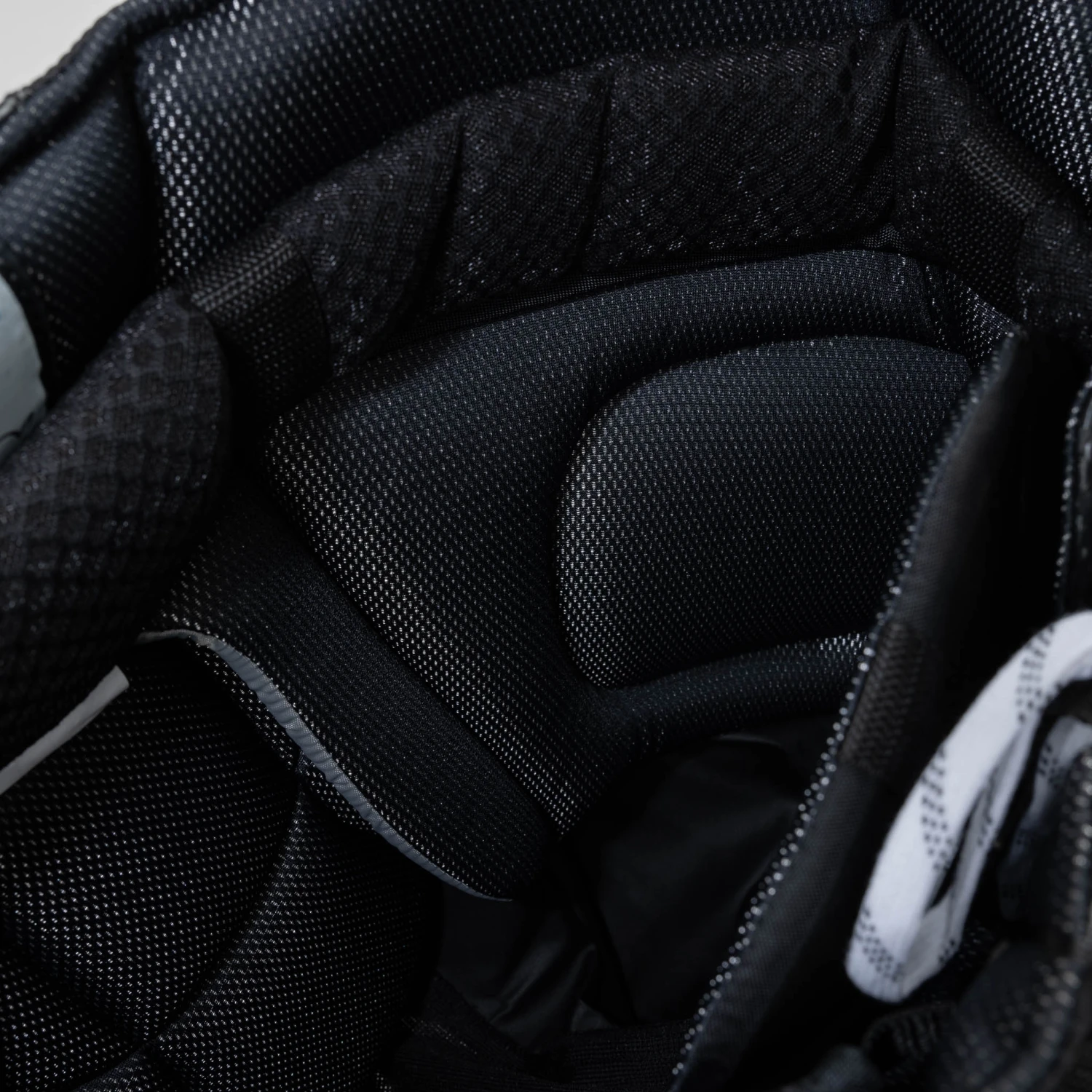 Vaughn Ventus SLR3 Junior Goalie Pants 9 Vaughn Ventus SLR3 Junior Goalie Pants - Image 7