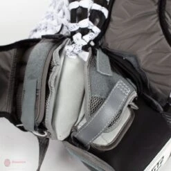 Warrior Ritual GT2 Senior Goalie Catcher - Source Exclusive -Outlet Hockey Store warrior catchers warrior ritual gt2 senior goalie catcher source exclusive 5670517145666